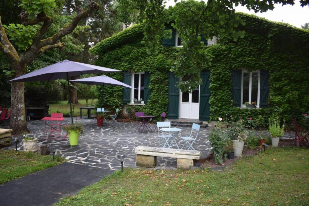 Bed and Breakfast Domaine La Tuilerie Guîtres Esterno foto