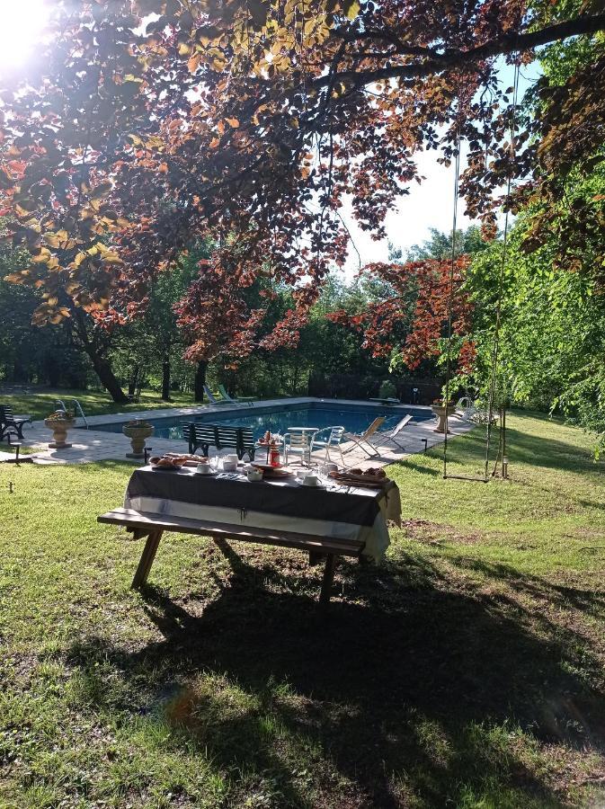 Bed and Breakfast Domaine La Tuilerie Guîtres Esterno foto